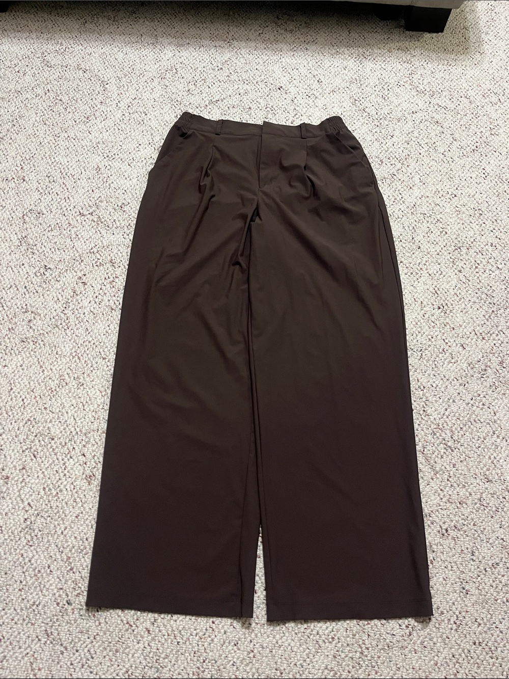 Dark Brown Old Navy Sleek Tech Trouser Size Medium